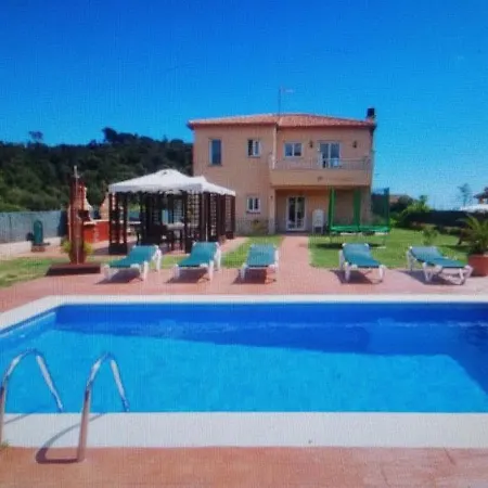 Semesterbostad Cardona