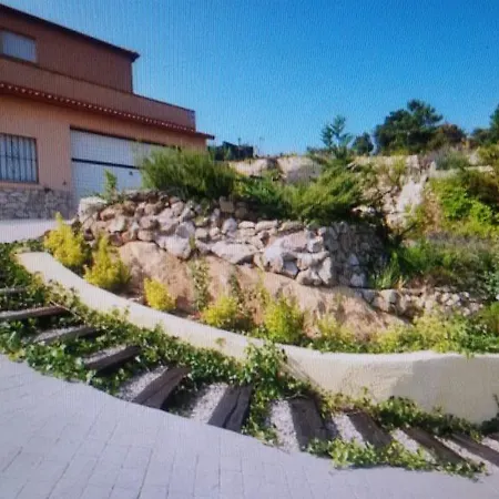 度假居 Cardona *